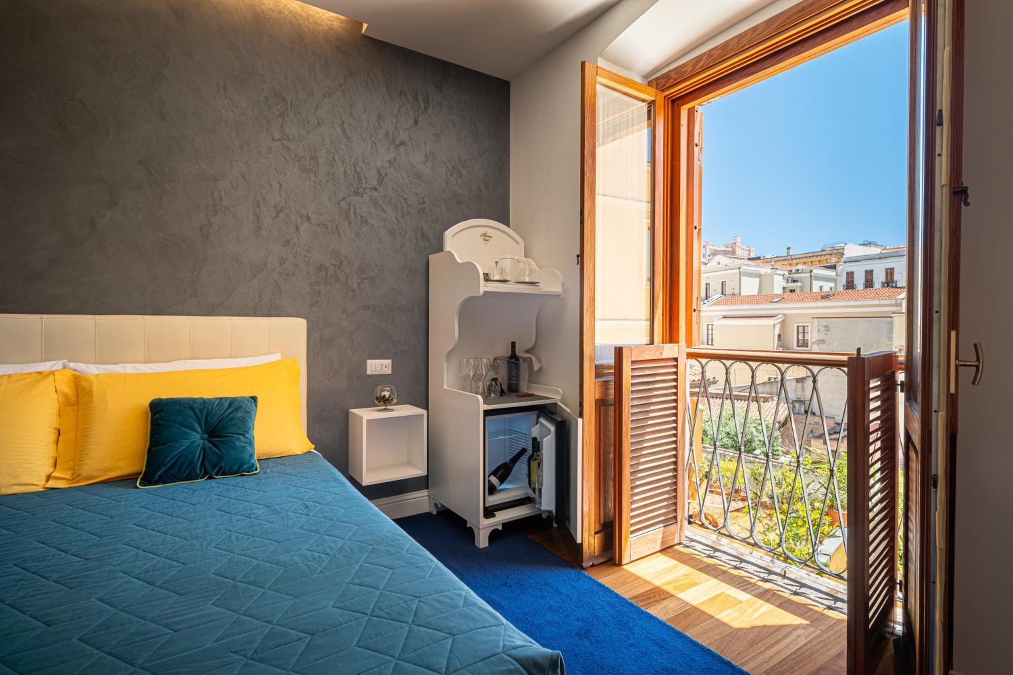 Marcus Suite Cagliari Bagian luar foto