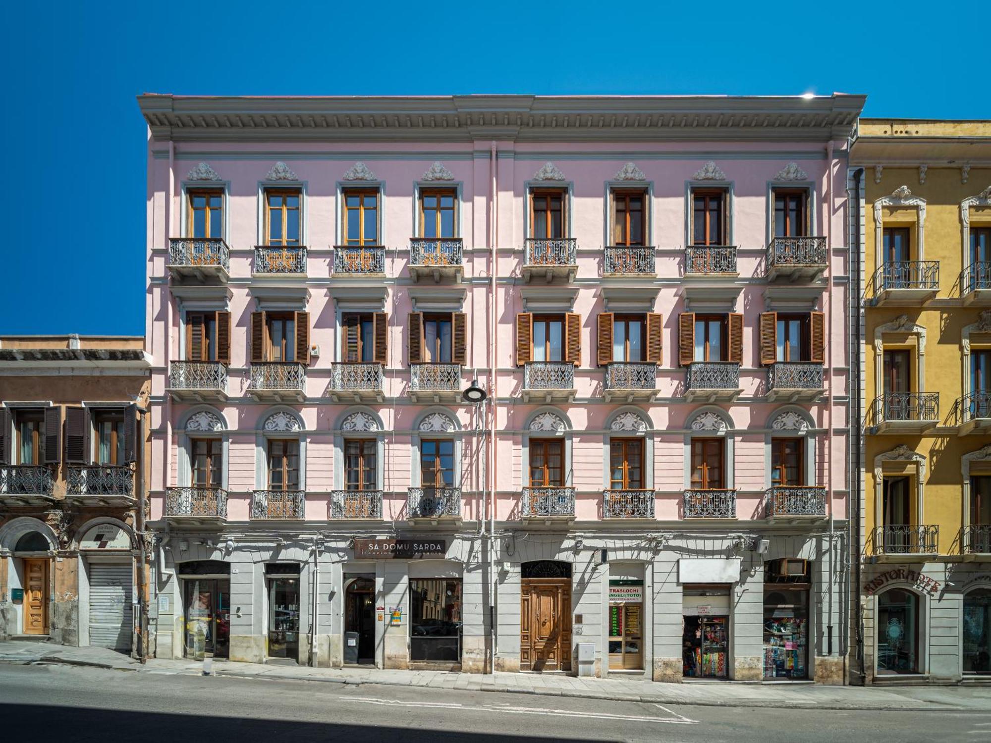 Marcus Suite Cagliari Bagian luar foto
